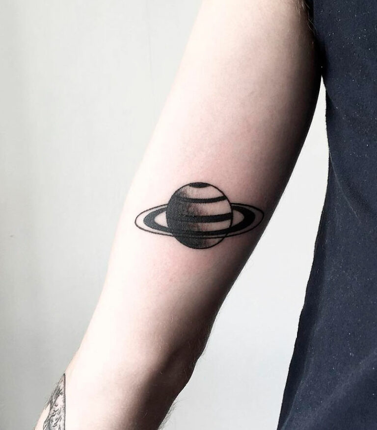 Tatuajes De Saturno Significado Im Genes Rey Tatuaje